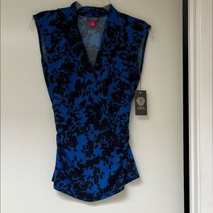 Vince Camuto Sleeveless Blouse in Black and Blue